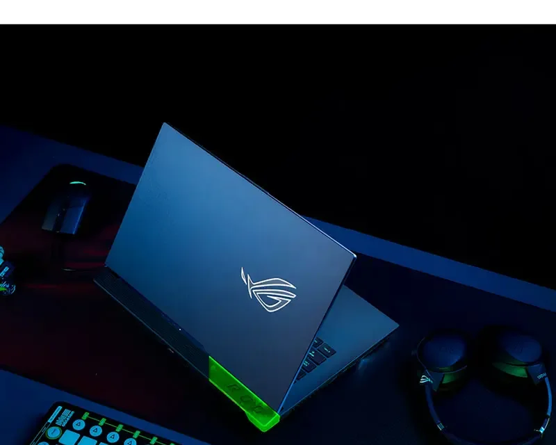 Asus ROG Strix G17 G713RM-KH100